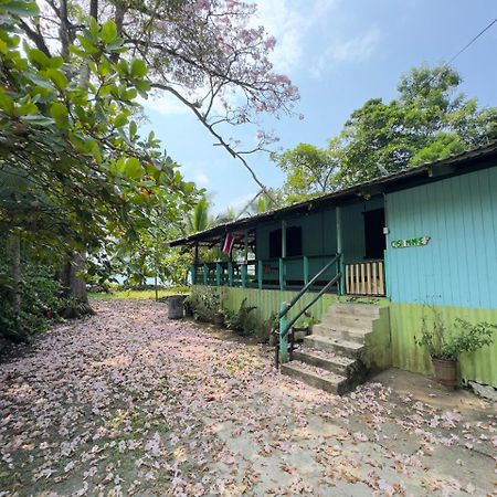 Hostel Casa Mamre Cahuita Exterior foto